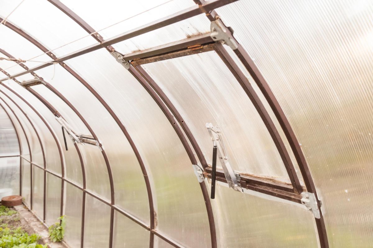 Common Uses of Polycarbonate Sheets