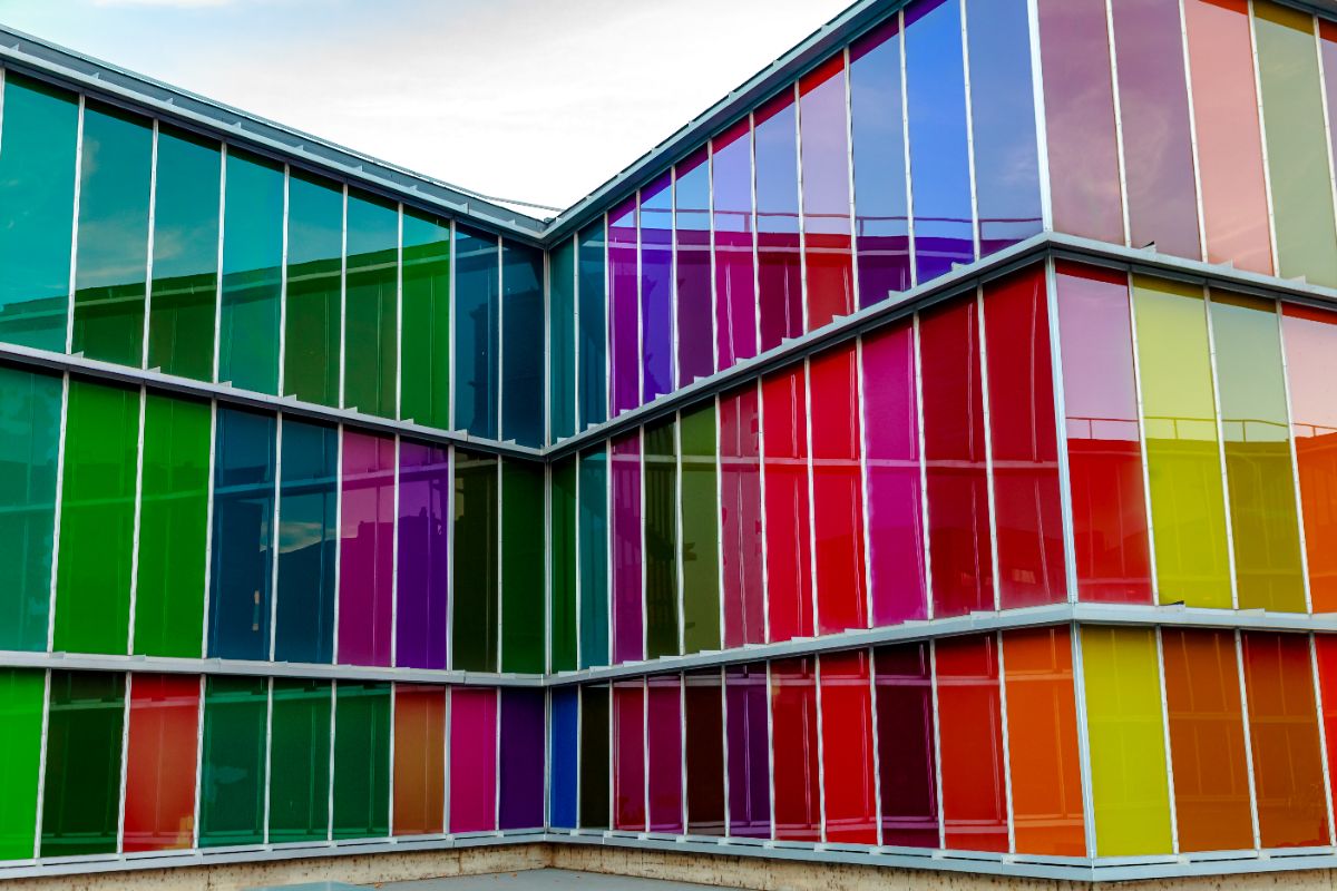 What to Consider When Buying Acrylic Sheets