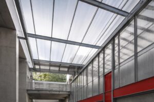 What Makes Polycarbonate Sheets Strong Materials?